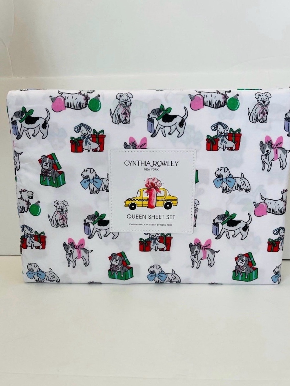 Cynthia Rowley Puppy Cheer Queen Size Sheet Set Presents Bows Ornaments Gifts